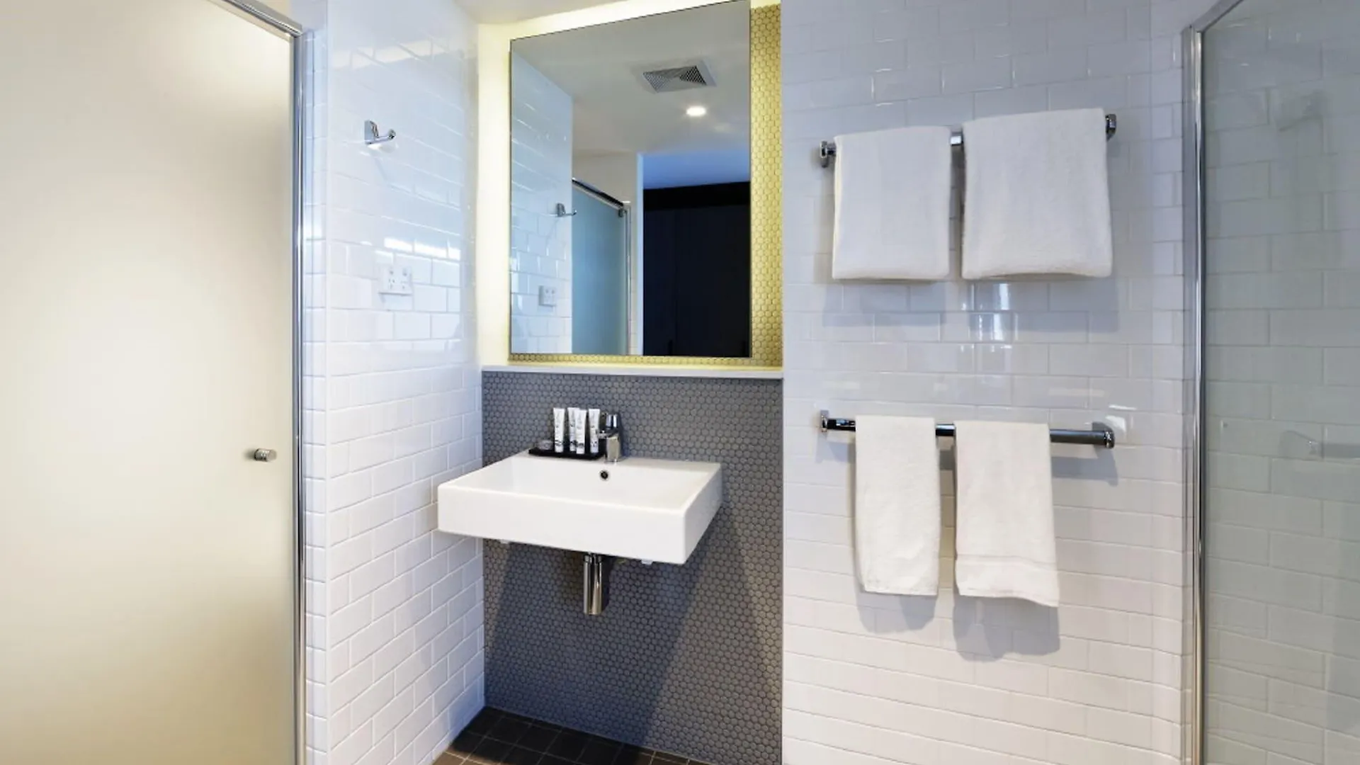 Alpha Mosaic Hotel Fortitude Valley Australia